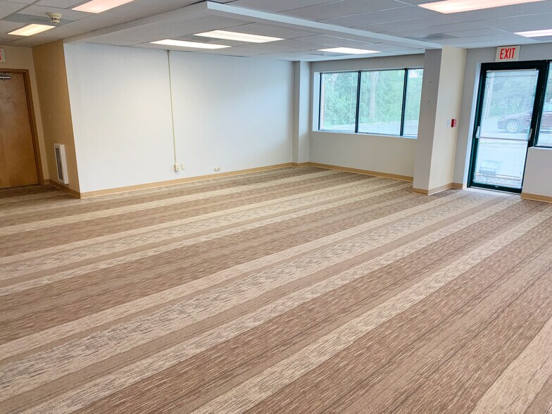 1301 River St, Valatie, NY for sale - Building Photo - Image 1 of 1