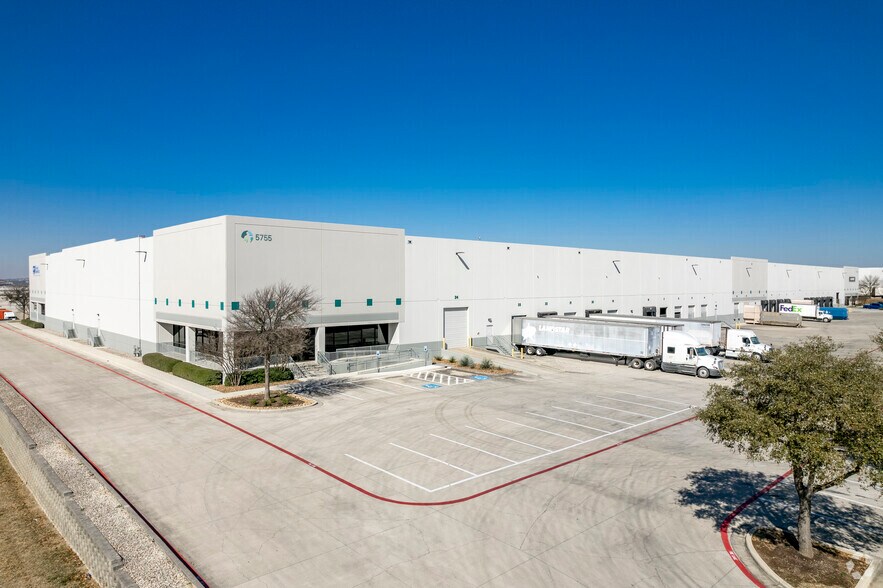 5755 Tri County Pky, Schertz, TX 78154