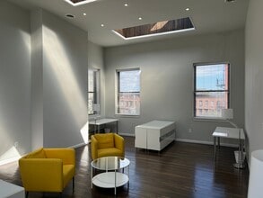 12 W Madison St, Baltimore, MD for lease Building Photo- Image 2 of 4