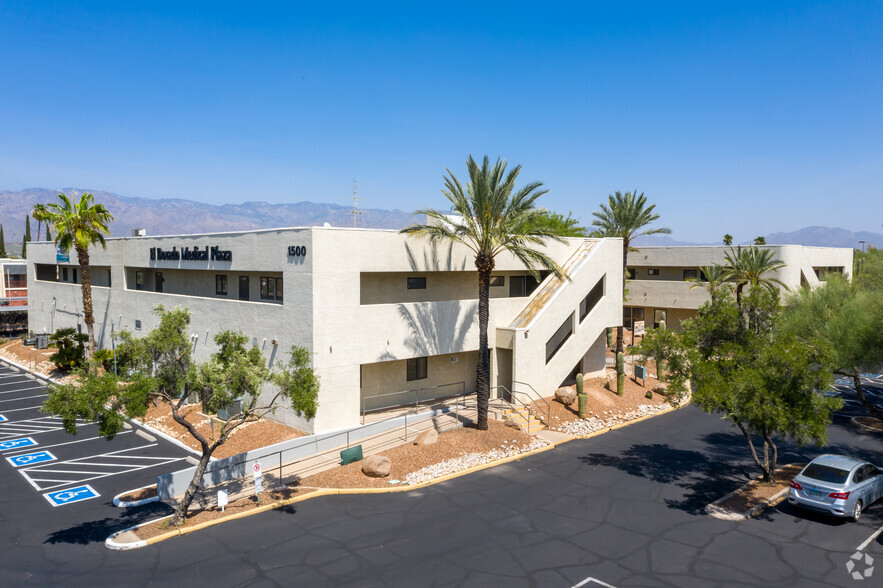 1500 N Wilmot Rd, Tucson, AZ for lease - Building Photo - Image 1 of 57