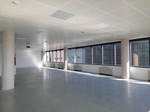 Camí de Can Fatjó dels Aurons, 3, Sant Cugat del Vallès, Barcelona for lease Interior Photo- Image 2 of 3