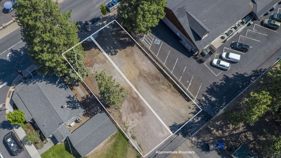 371 W Cascade Ave, Sisters, OR for sale - Aerial - Image 2 of 20