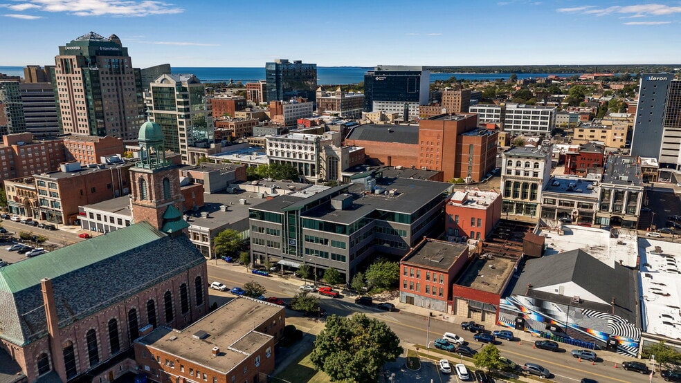 665 Main St, Buffalo, NY for lease - Building Photo - Image 2 of 46