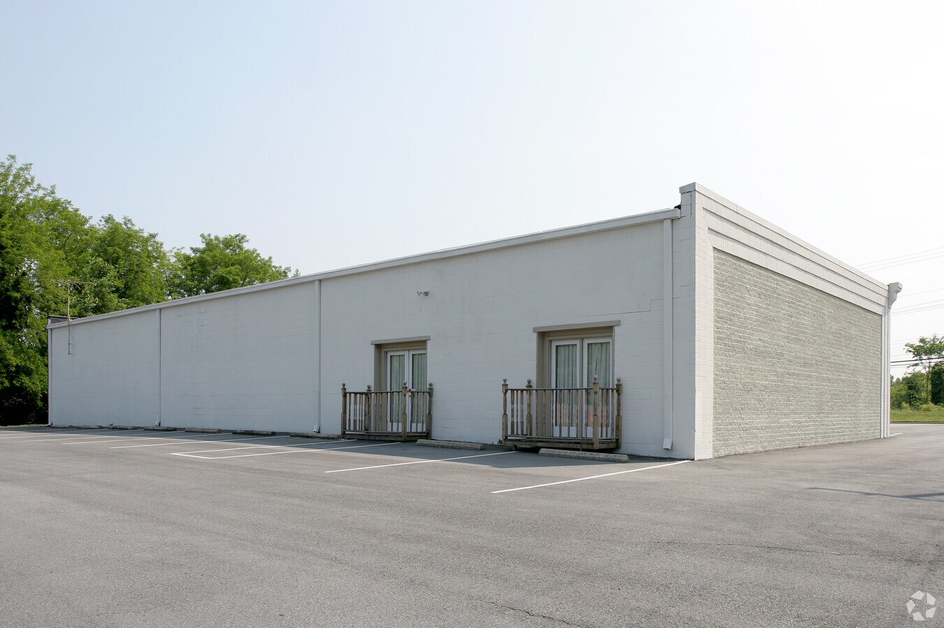 2016 W Green Dr, High Point, NC 27260