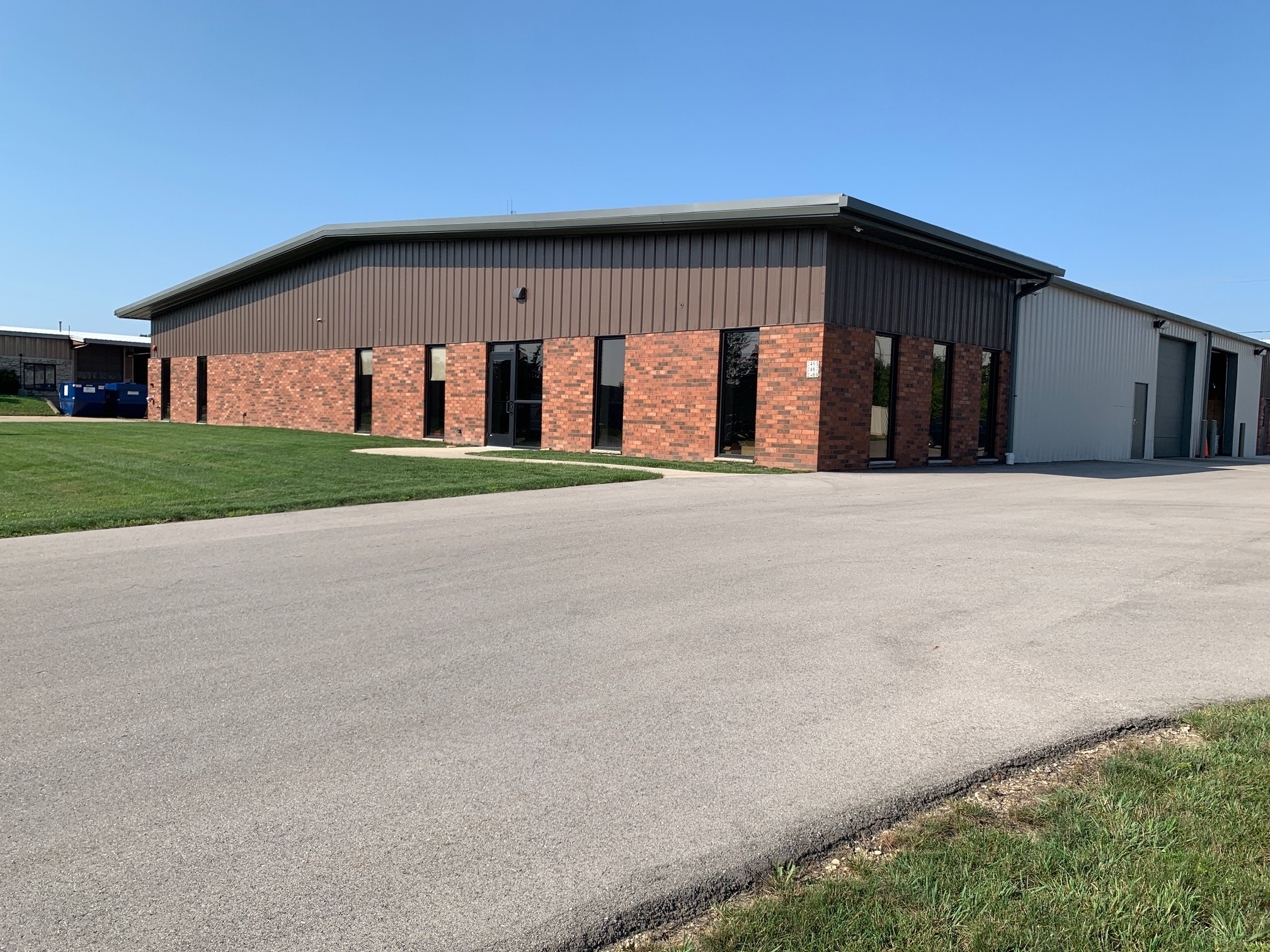 2465 S 170th St, New Berlin, WI for lease Primary Photo- Image 1 of 6