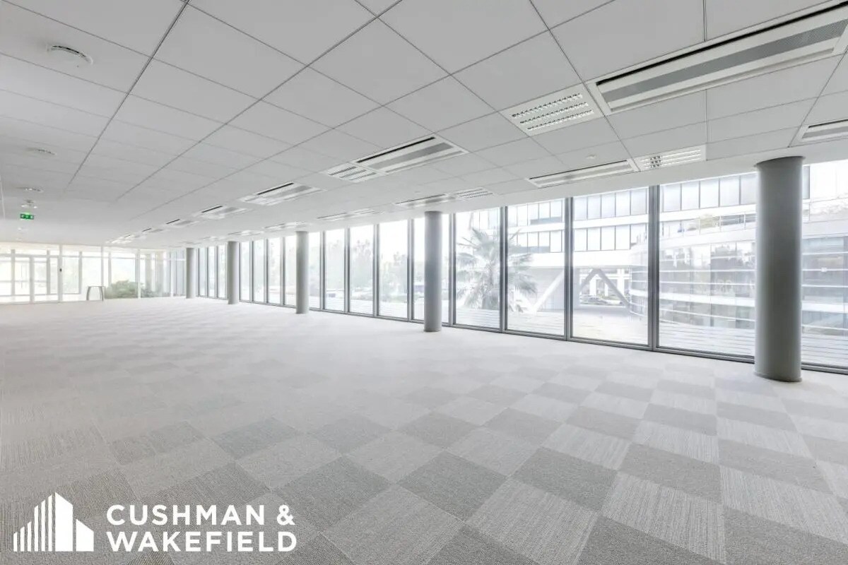 Office in Rungis for lease Interior Photo- Image 1 of 6
