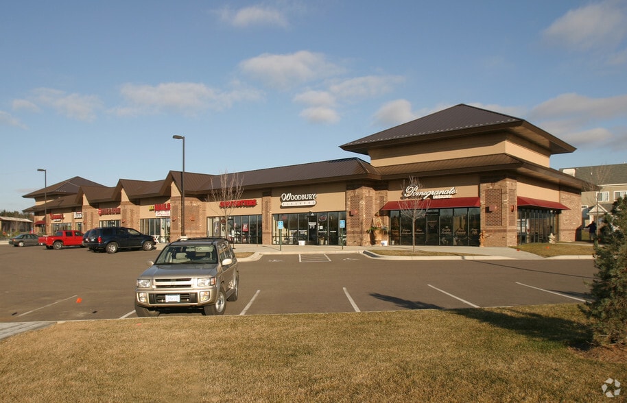 2030-2230 Eagle Creek Ln, Woodbury, MN for lease - Building Photo - Image 2 of 6