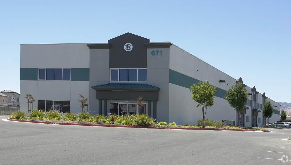 671 Willow Pass Rd, Pittsburg, CA for sale - Building Photo - Image 3 of 29