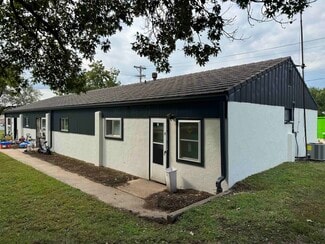 More details for 908 Orange St, Baldwin City, KS - Multifamily for Sale