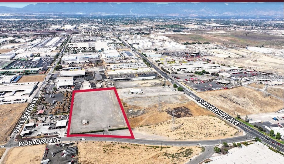 264 W Jurupa Ave, Bloomington, CA for lease - Building Photo - Image 3 of 4