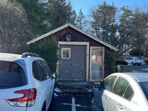 1-3 Brick Walk Ln, Farmington, CT for lease Interior Photo- Image 2 of 5