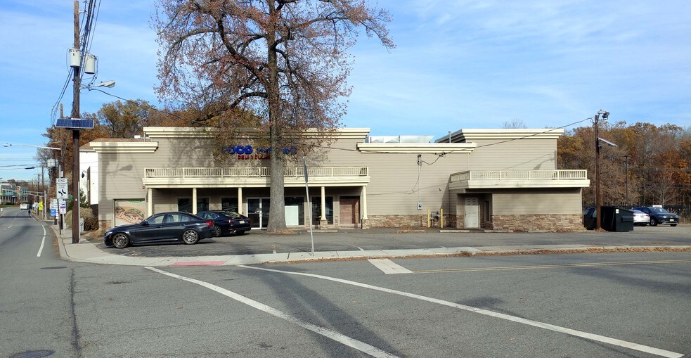 487-489 Sylvan Ave, Englewood Cliffs, NJ for sale - Building Photo - Image 1 of 1