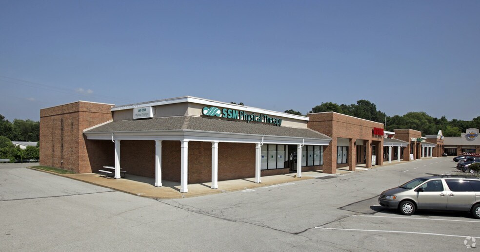 4-28 Arnold Mall, Arnold, MO for sale - Primary Photo - Image 1 of 1