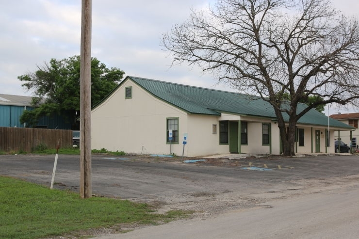 1312 Geneva St, Castroville, TX for sale - Primary Photo - Image 1 of 1