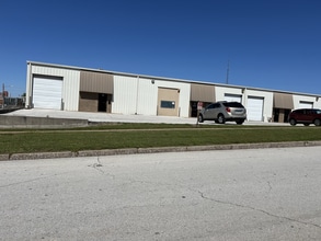 611 N Washington Ave, Springfield, MO for lease Interior Photo- Image 1 of 5