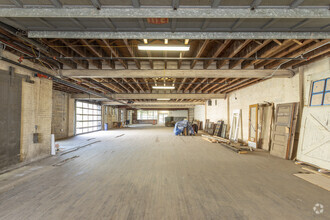 37 W Cross St, Baltimore, MD for lease Interior Photo- Image 1 of 7