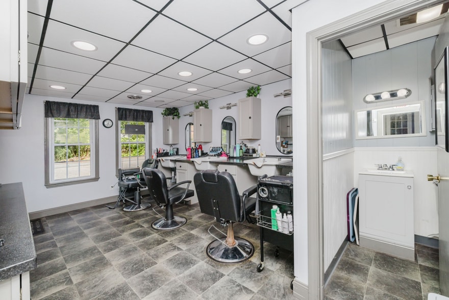 1553 Broadway, Raynham, MA for sale - Building Photo - Image 3 of 5