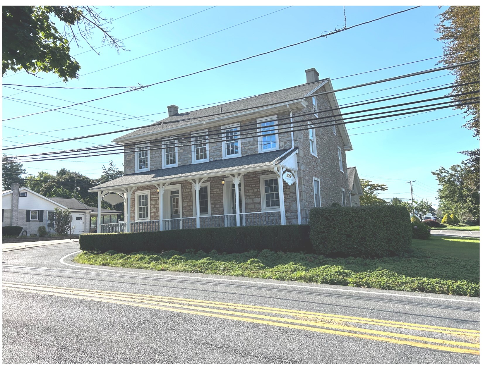 879 Fritztown Rd, Sinking Spring, PA for sale Primary Photo- Image 1 of 28