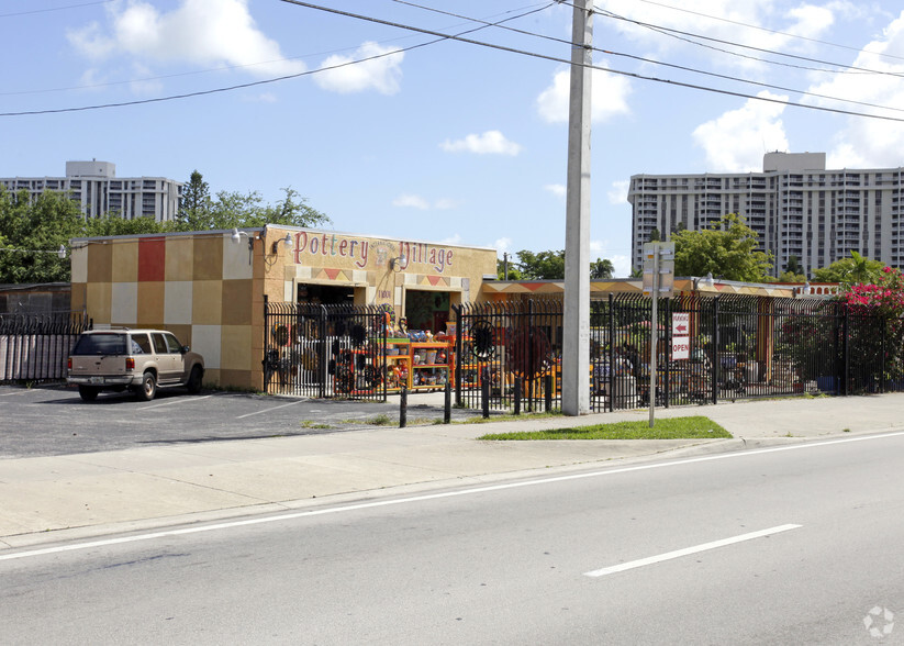 11001 Biscayne Blvd, Miami, FL for lease - Building Photo - Image 3 of 6