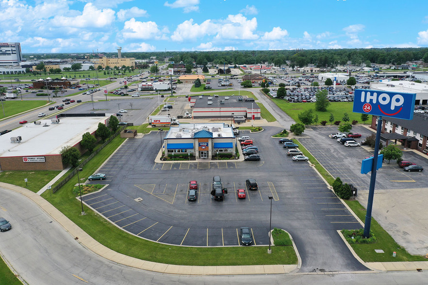 1347 Kinneman Dr, Bourbonnais, IL for sale - Aerial - Image 2 of 8