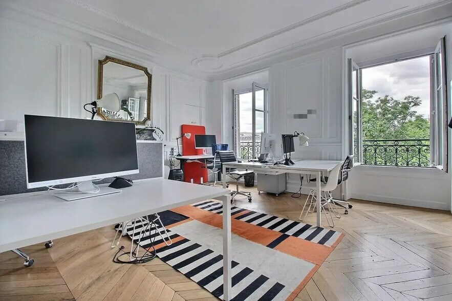2 Rue De Clichy, Paris for lease - Interior Photo - Image 3 of 9