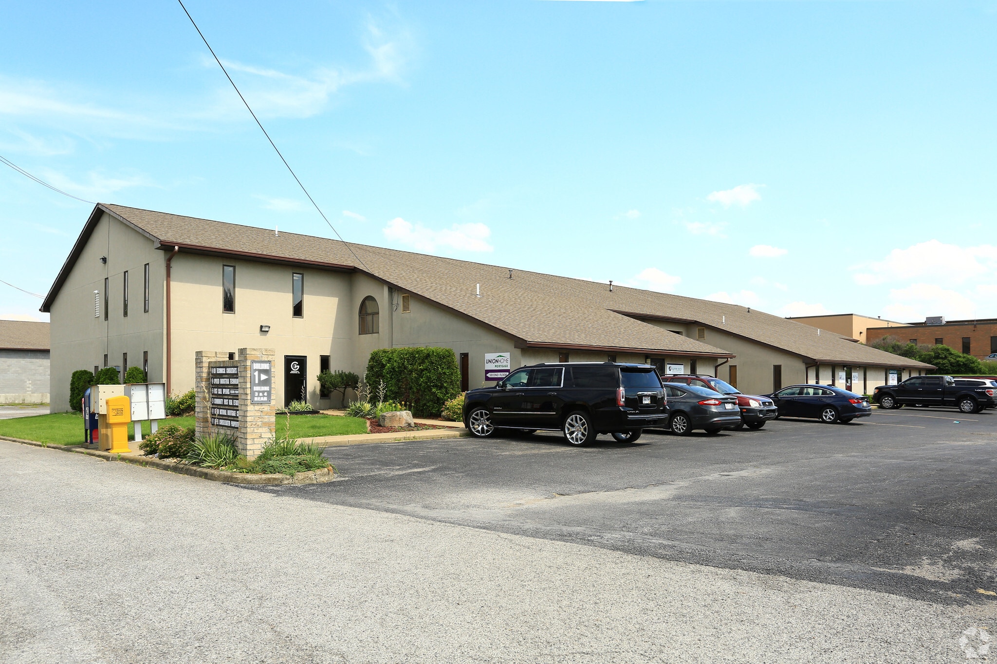 8433 South Ave, Boardman, OH for lease Primary Photo- Image 1 of 4