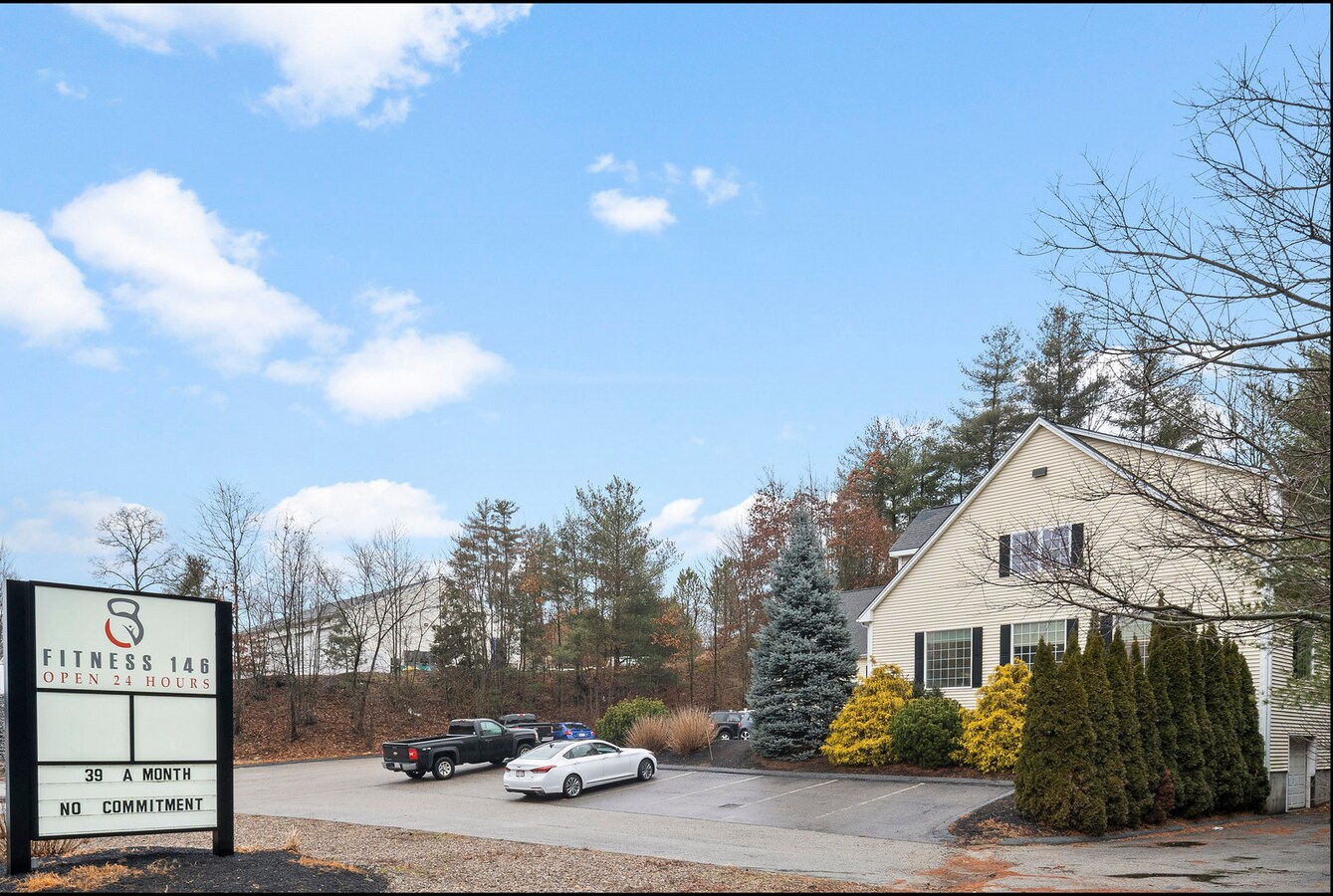 211 Worcester Providence Tpke, Sutton, MA 01590