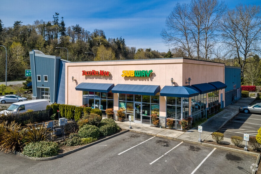 7100 Fun Center Way, Tukwila, WA for sale - Primary Photo - Image 1 of 1