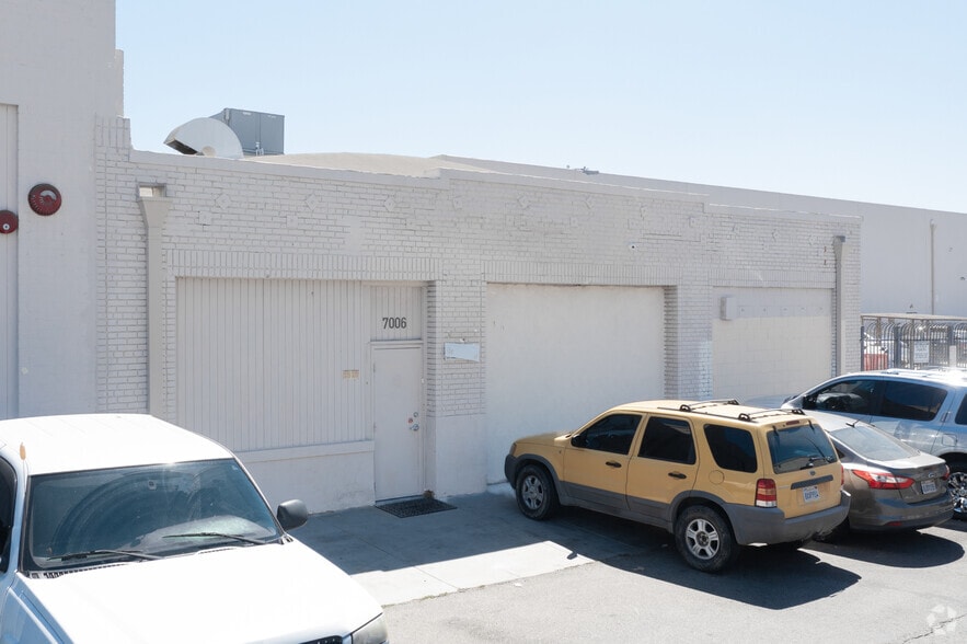 7006 Stanford Ave, Los Angeles, CA for sale - Building Photo - Image 2 of 7