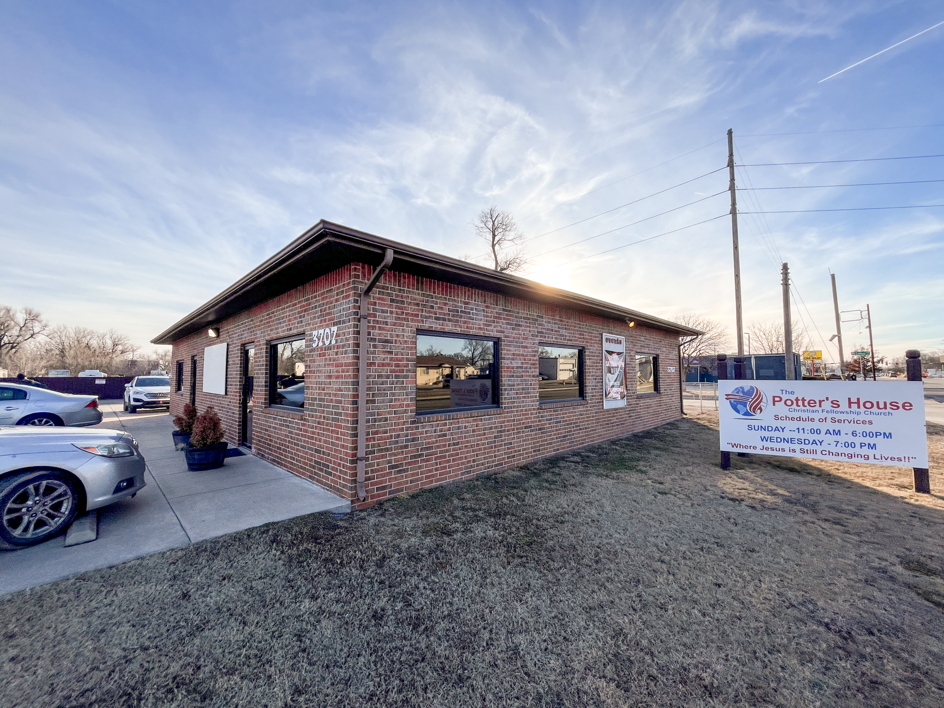 3703-3707 W Maple St, Wichita, KS for sale Building Photo- Image 1 of 23