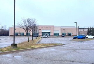 2050 S Telegraph Rd, Bloomfield Hills, MI for lease Building Photo- Image 1 of 1