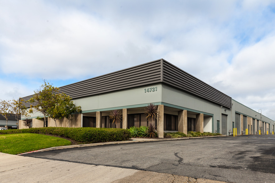 14731 Franklin Ave, Tustin, CA for lease - Building Photo - Image 1 of 6