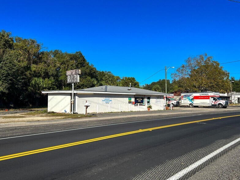 1002 W Hampton Springs Ave, Perry, FL 32347