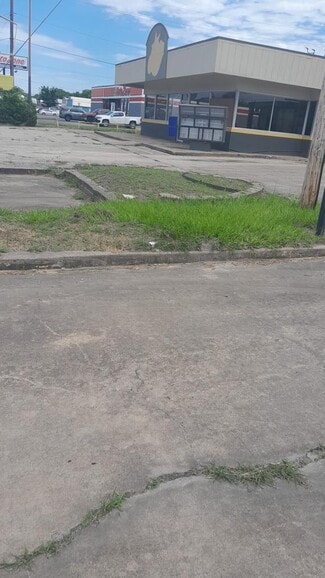 More details for 606 N Mechanic St, El Campo, TX - Retail for Sale