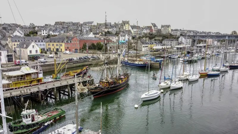 Retail in Douarnenez for lease Building Photo- Image 1 of 12