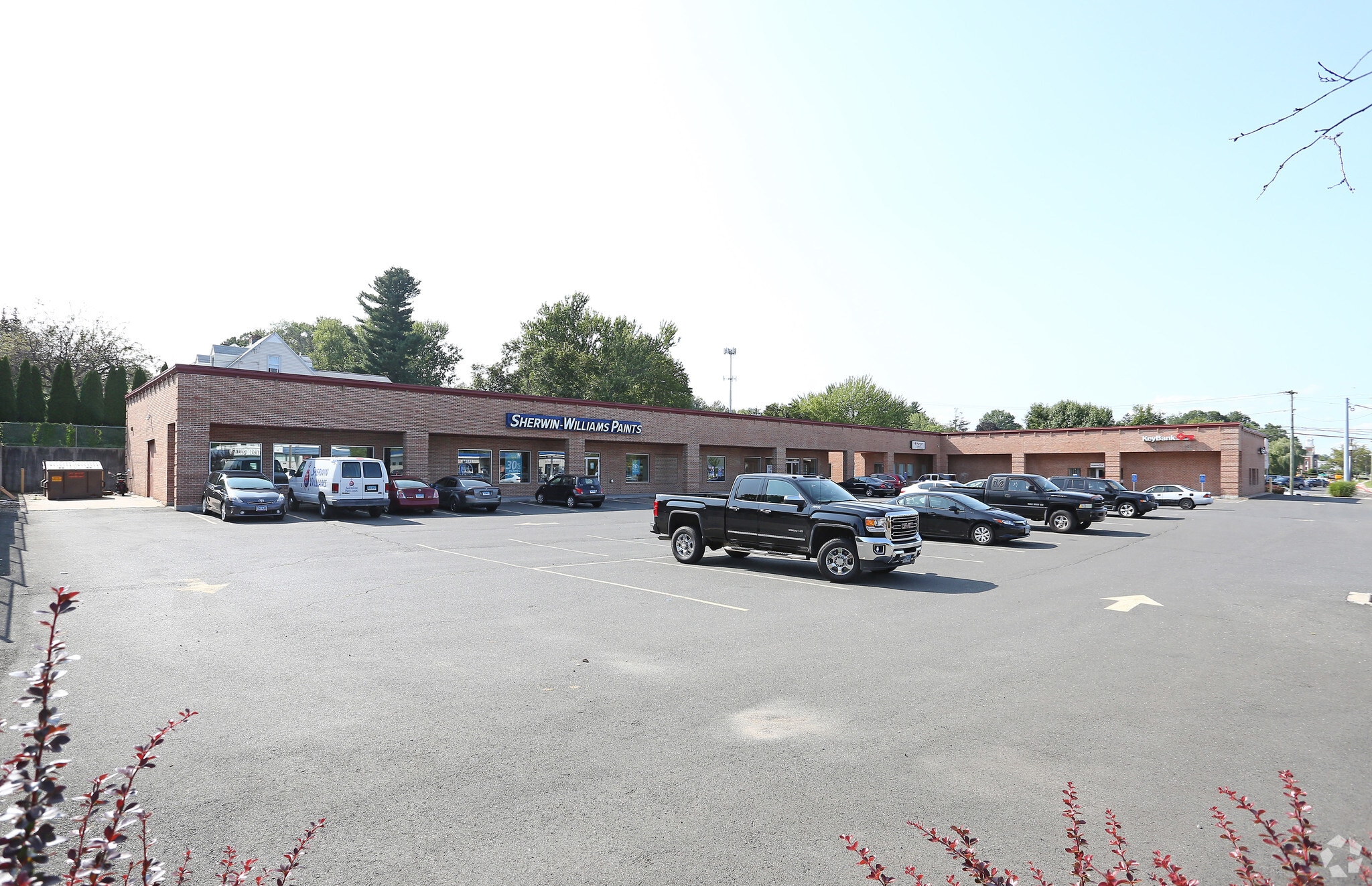 709-725 Silas Deane Hwy, Wethersfield, CT for lease Primary Photo- Image 1 of 16