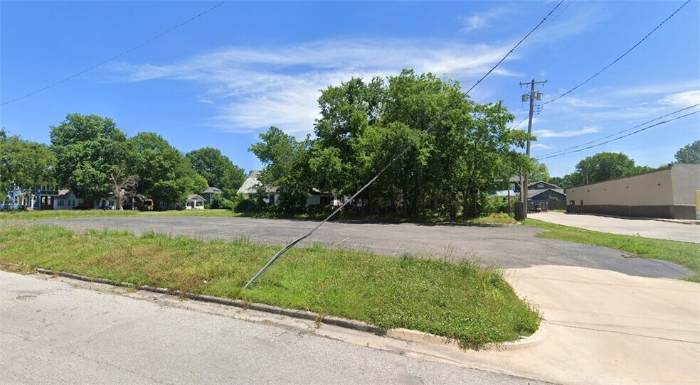 1611 W Broadway St, Muskogee, OK for sale - Primary Photo - Image 1 of 1