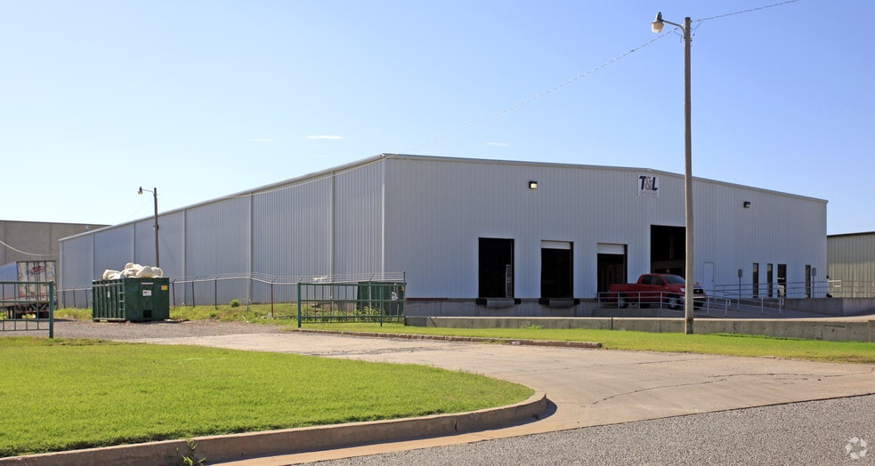 3420 S Purdue St, Oklahoma City, OK for lease - Primary Photo - Image 1 of 21