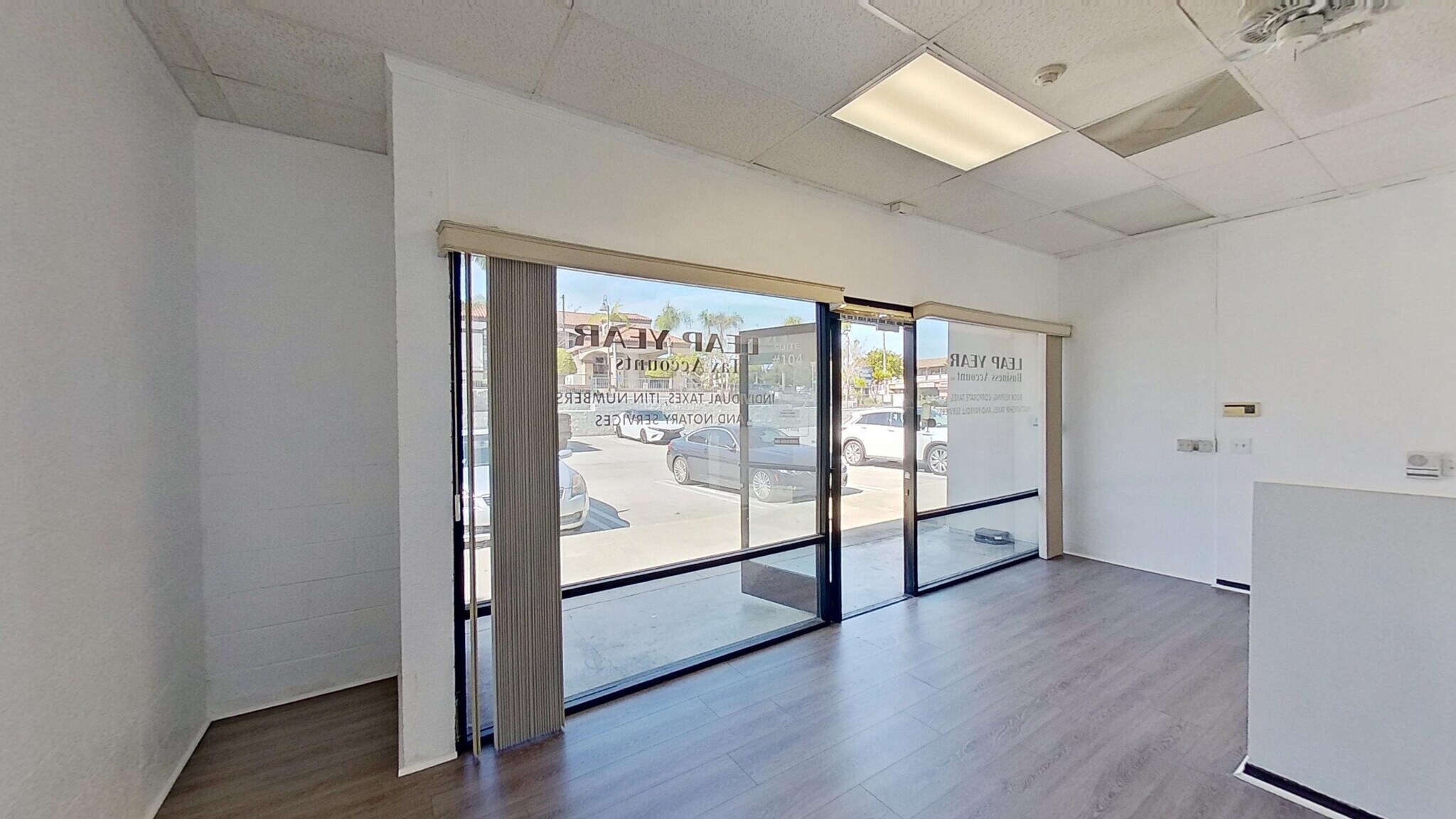 2772 Artesia Blvd, Redondo Beach, CA for lease Interior Photo- Image 1 of 14