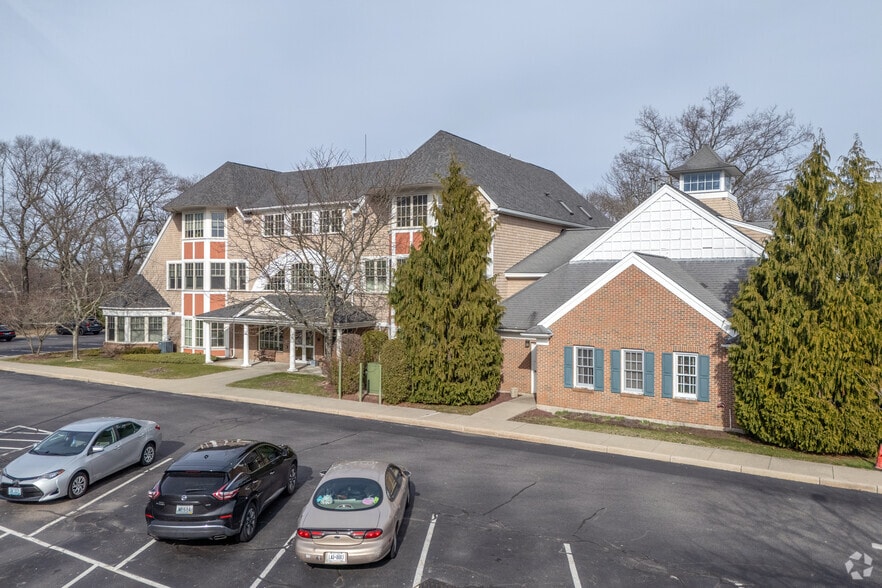 227 Centerville Rd, Warwick, RI for lease - Building Photo - Image 2 of 6