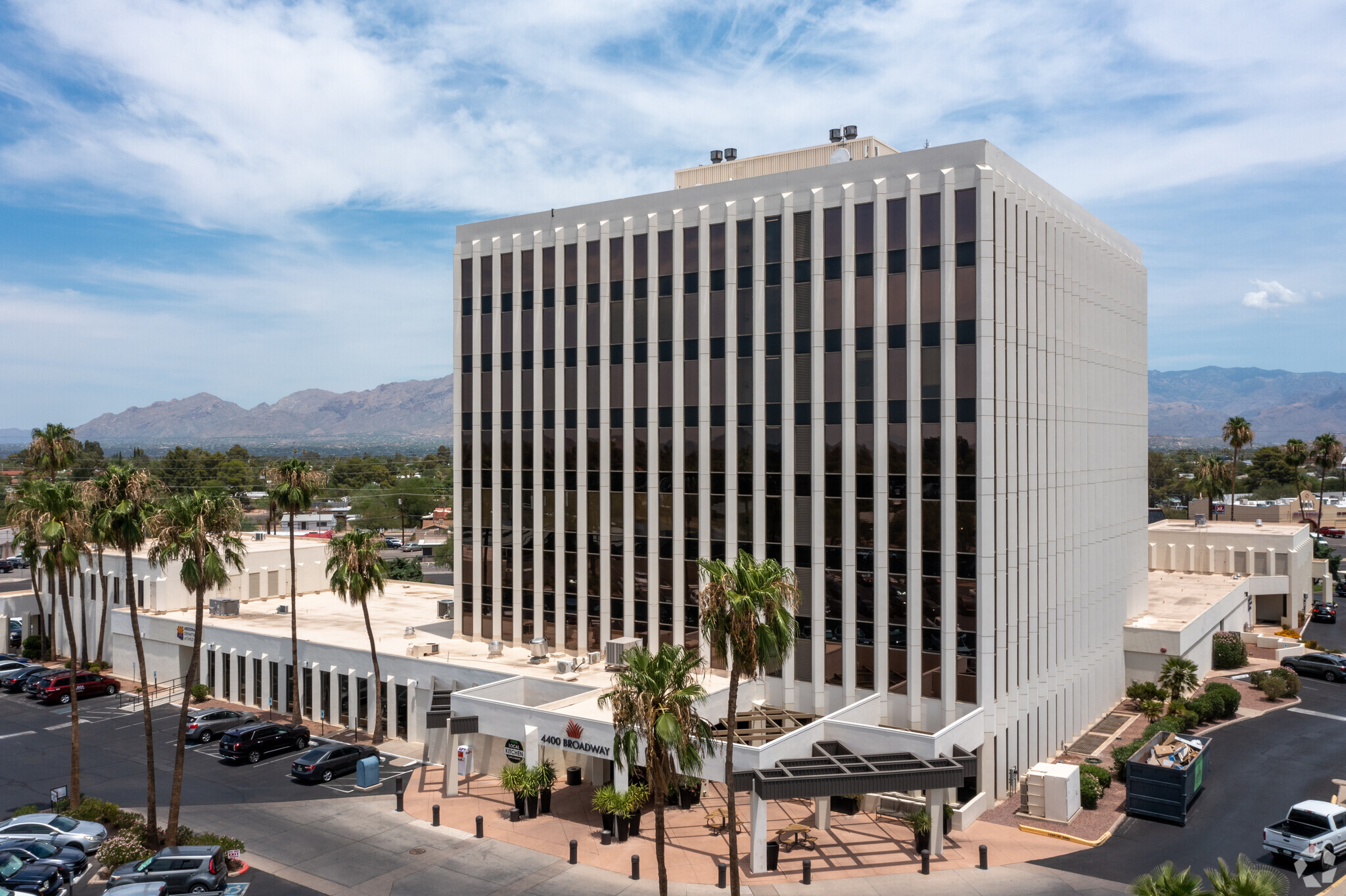 4400 E Broadway Blvd, Tucson, AZ for lease Building Photo- Image 1 of 23