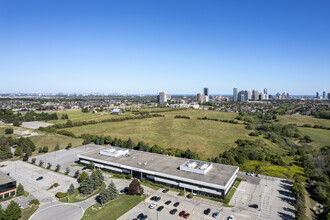 5600 Cancross Ct, Mississauga, ON - aerial  map view