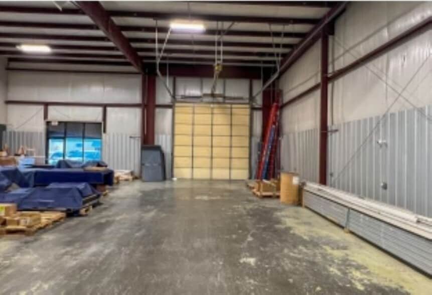 1532 N Commercial, Nixa, MO for lease - Building Photo - Image 3 of 7