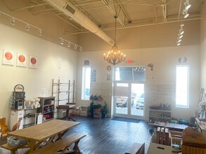 2321 Sir Barton Way, Lexington, KY for lease Interior Photo- Image 2 of 2