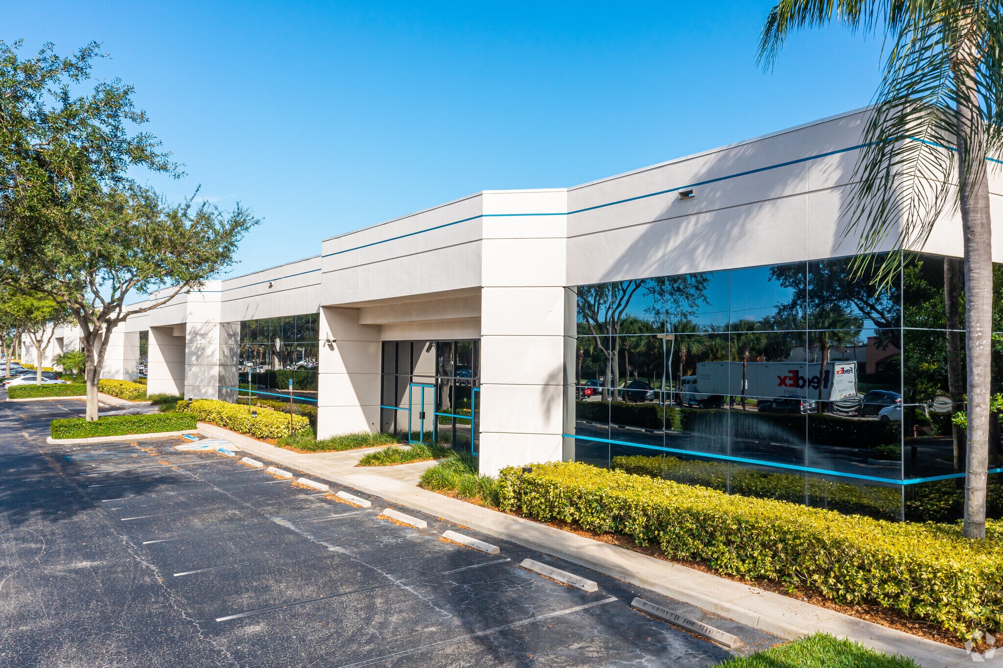 3101-3195 Commerce Pky, Miramar, FL for sale Building Photo- Image 1 of 1