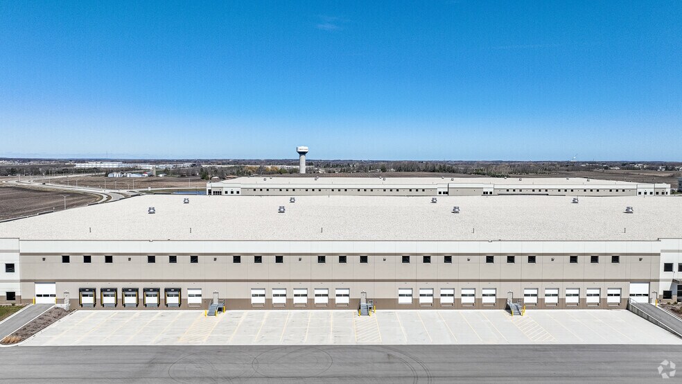 10601 Enterprise Way, Sturtevant, WI for lease - Building Photo - Image 2 of 8