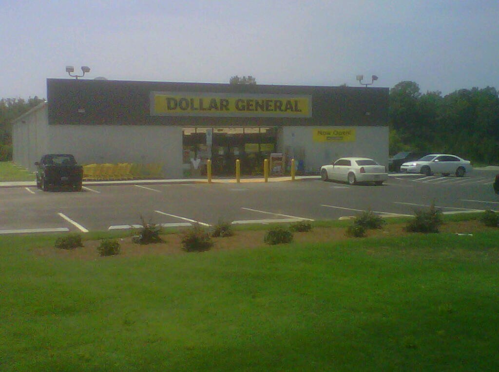 1503 W Main St, Laurens, SC 29360 Dollar General I 10 YR NNN I Laurens, SC