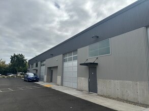 614 Cantrill Dr, Davis, CA for lease Interior Photo- Image 2 of 8