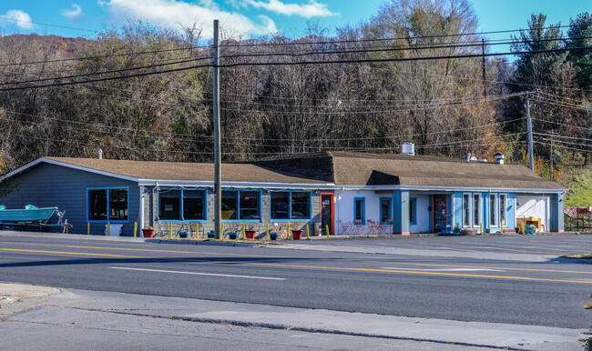 More details for 865 John Marshall Hwy, Front Royal, VA - Retail for Sale