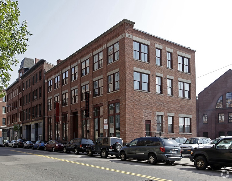 560 Harrison Ave, Boston, MA for lease - Building Photo - Image 1 of 2